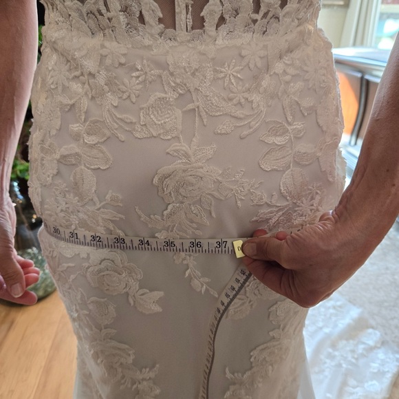 Vera Wang Strapless Hortense White Lace Dress - Picture 9 of 16